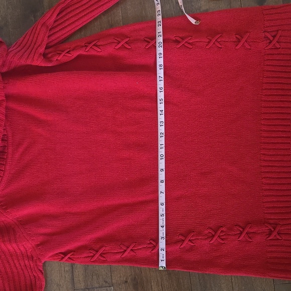 Off the shoulder sweater - Picture 6 of 8